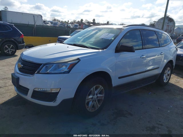 1GNKVFED2HJ165991 Chevrolet Traverse Ls