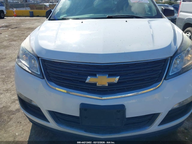 1GNKVFED2HJ165991 Chevrolet Traverse Ls