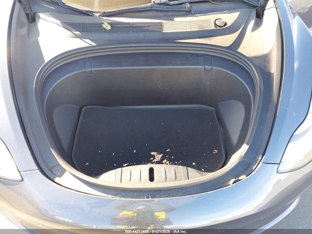 2018 TESLA MODEL 3 5YJ3E1EB6JF132620 Photo 9