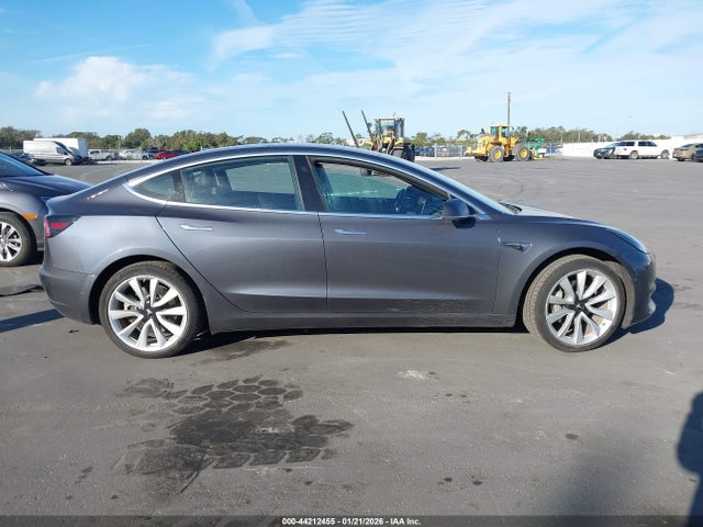 5YJ3E1EB6JF132620 Tesla Model 3 Long Range/performance