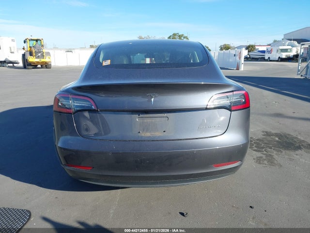 5YJ3E1EB6JF132620 Tesla Model 3 Long Range/performance
