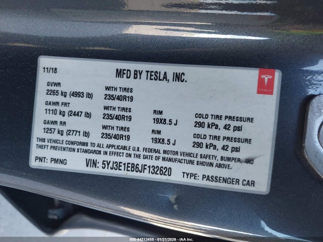 2018 TESLA MODEL 3 5YJ3E1EB6JF132620 Photo 8