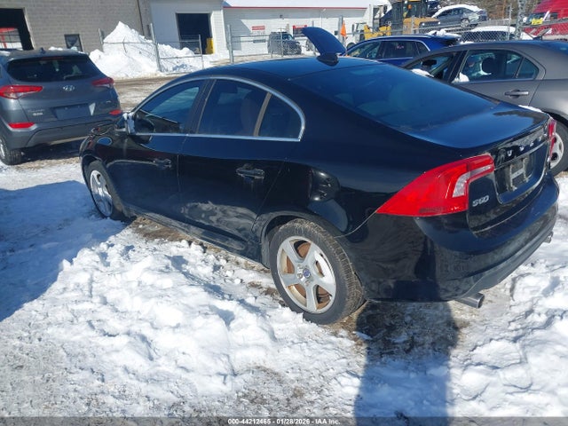 2012 VOLVO S60 YV1622FS3C2114716 Photo 2