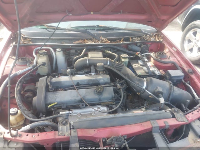 2000 FORD ESCORT 3FAKP1135YR255702 Photo 9