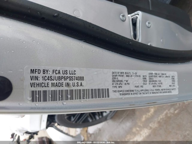 2023 JEEP WAGONEER 1C4SJUBP6PS574088 Photo 8