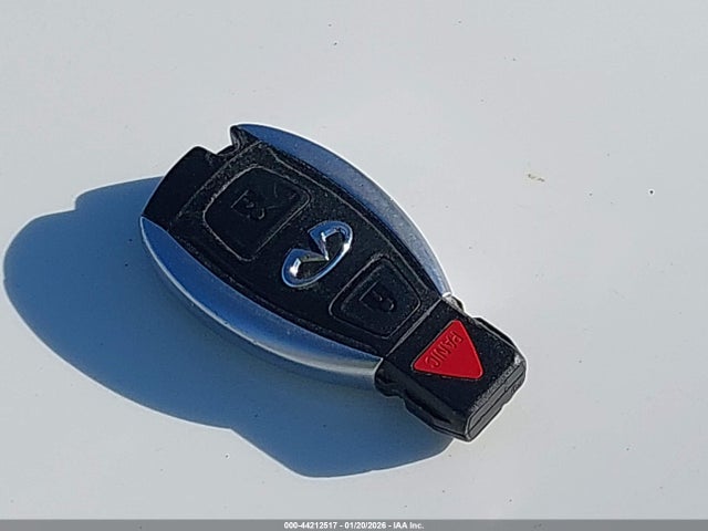 SJKCH5CP9HA033058 Infiniti QX30
