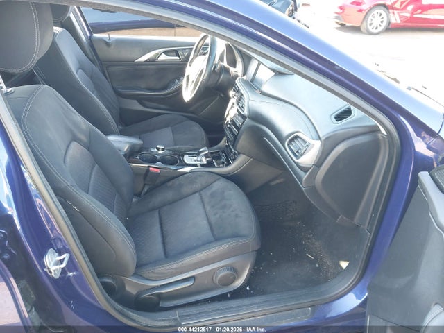 SJKCH5CP9HA033058 Infiniti QX30