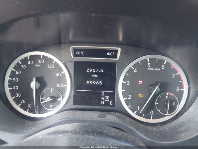 SJKCH5CP9HA033058 Infiniti QX30