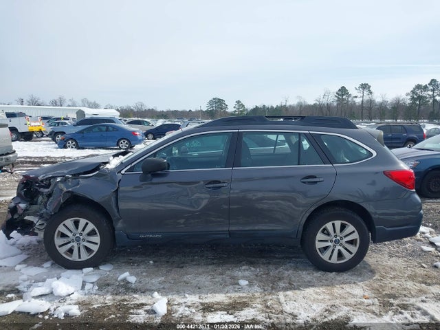 4S4BSABC1K3288625 Subaru Outback 2.5i