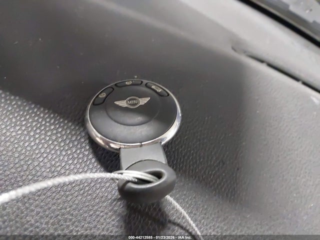 2012 MINI COOPER WMWSU3C55CT369152 Photo 10