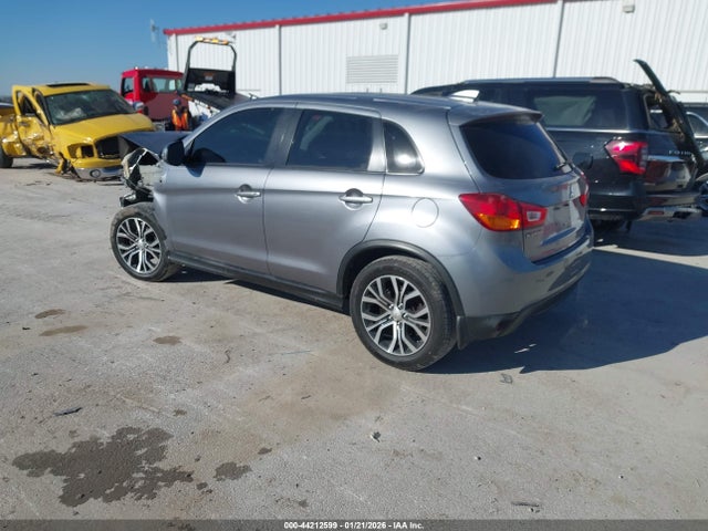 2017 MITSUBISHI OUTLANDER SPORT JA4AP3AU5HZ000547 Photo 2