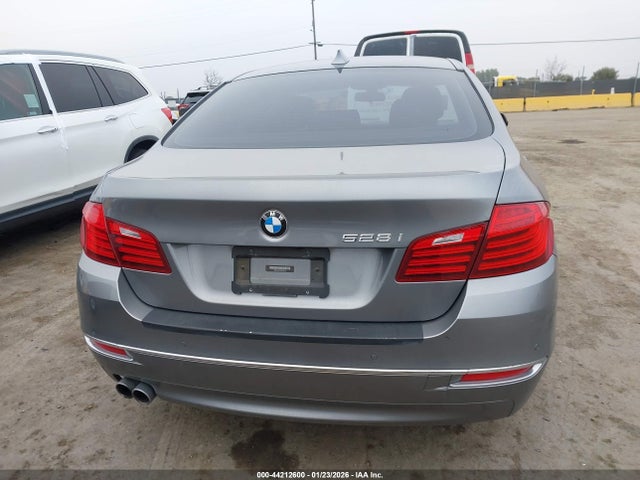 WBA5A5C5XGD526711 BMW 528I