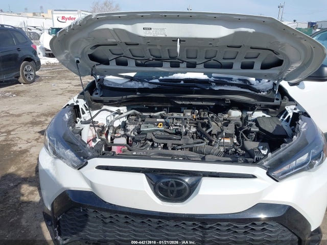 7MUFBABG8RV049662 Toyota Corolla Cross Hybrid S