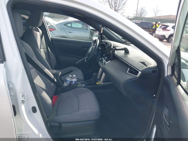 7MUFBABG8RV049662 Toyota Corolla Cross Hybrid S