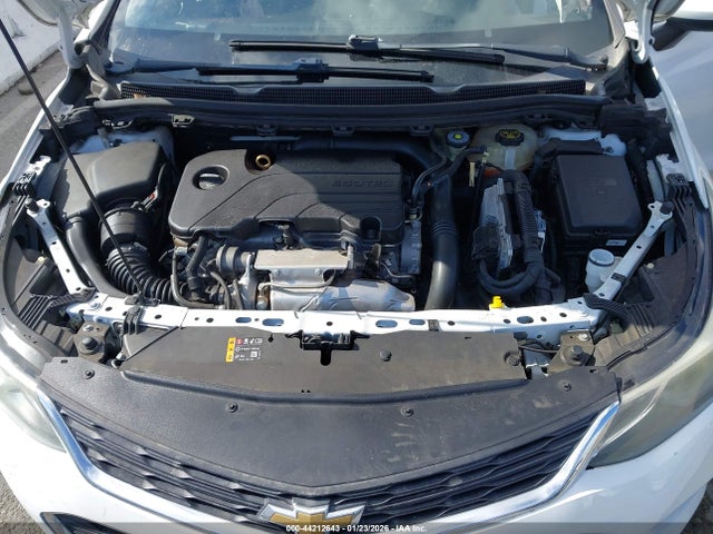 1G1BE5SMXJ7221503 Chevrolet Cruze Lt Auto
