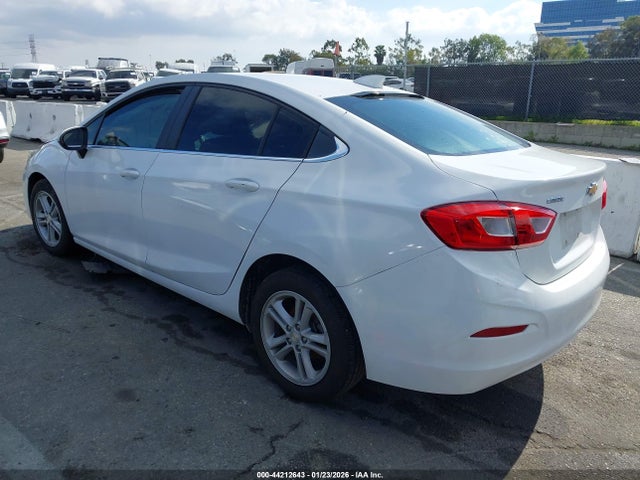 1G1BE5SMXJ7221503 Chevrolet Cruze Lt Auto