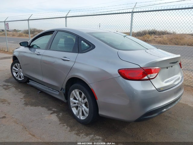 2015 Chrysler 200 Limited მანქანა იყიდება აუქციონზე, vin: 1C3CCCAB4FN586613, აუქციონის ნომერი: 44212650