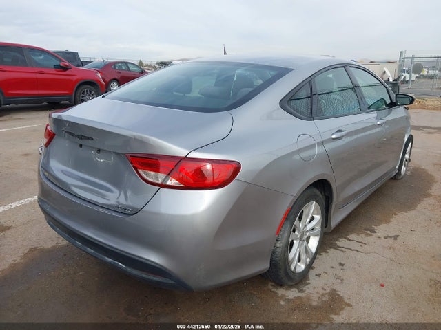 2015 Chrysler 200 Limited მანქანა იყიდება აუქციონზე, vin: 1C3CCCAB4FN586613, აუქციონის ნომერი: 44212650