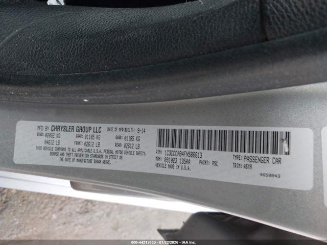 2015 Chrysler 200 Limited მანქანა იყიდება აუქციონზე, vin: 1C3CCCAB4FN586613, აუქციონის ნომერი: 44212650