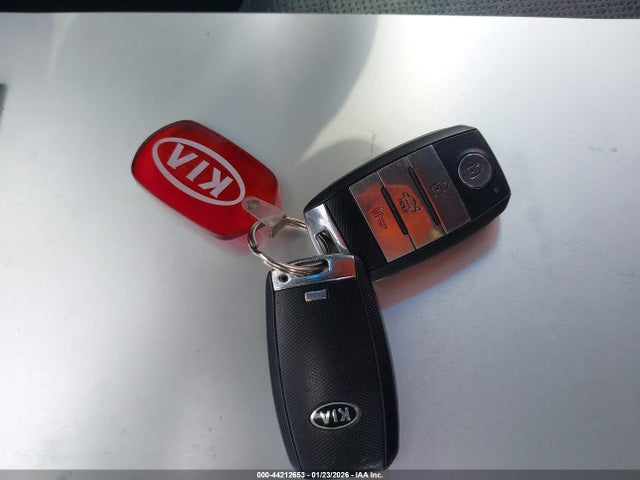 KNAGN4AD8E5066649 KIA Optima Hybrid Ex