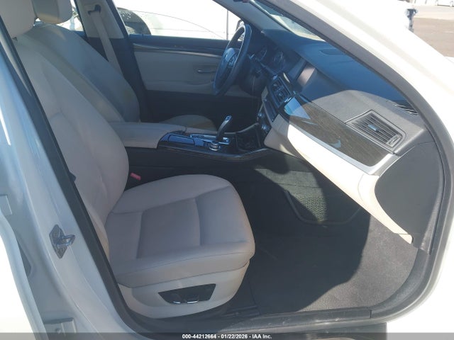 2011 BMW 528I WBAFR1C55BC741420 Photo 4