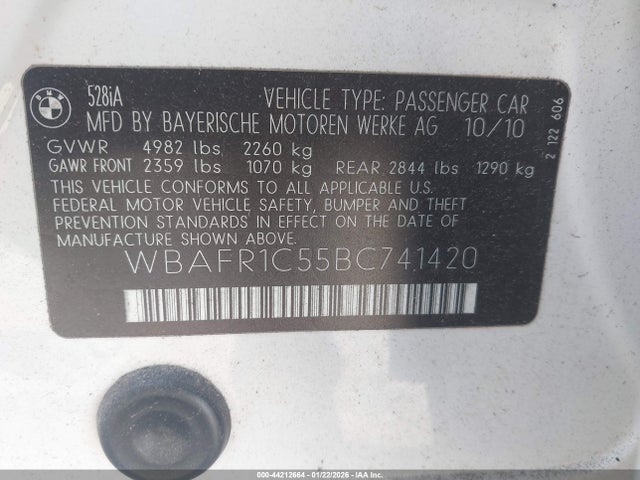 2011 BMW 528I WBAFR1C55BC741420 Photo 8