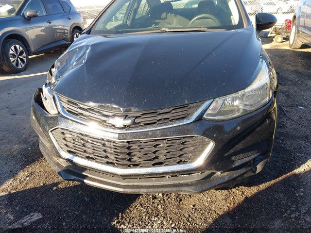 Aukcja sprzedaży 2018 Chevrolet Cruze Ls Auto, vin: 1G1BC5SM6J7207913, numer aukcji: 44212665