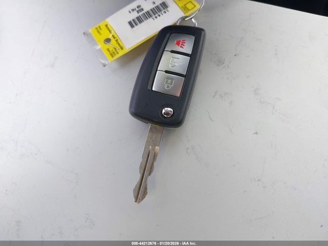 JN8AT2MT2GW025697 Nissan ROGUE S