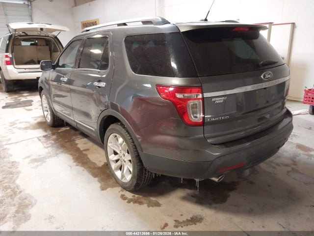 2015 FORD EXPLORER 1FM5K7F87FGC38199 Photo 2