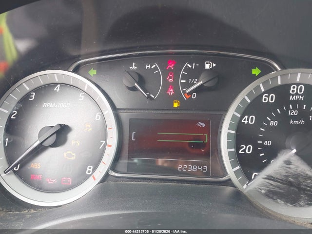 3N1AB7AP5EL624411 Nissan SENTRA SV