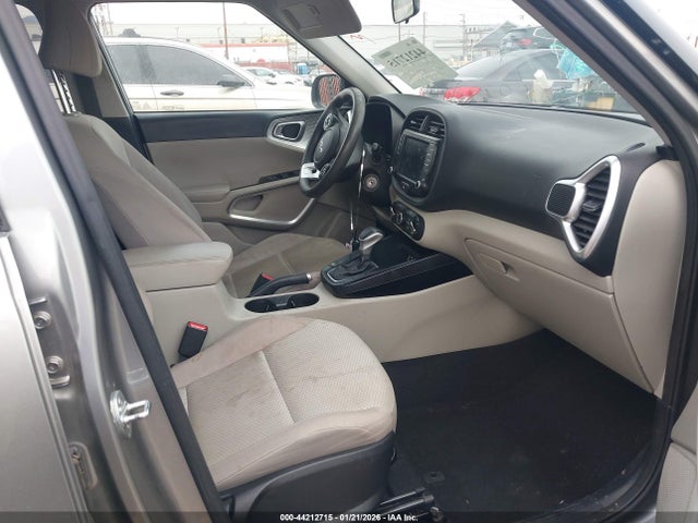 KNDJ23AU7N7826473 KIA SOUL LX