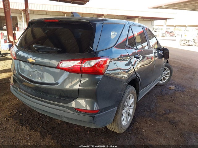 2GNAXHEV6M6118111 Chevrolet Equinox Fwd Ls