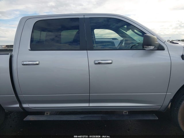 3C6RR7LT9HG784561 RAM 1500 Big Horn 4x4 5&#039;7 Box