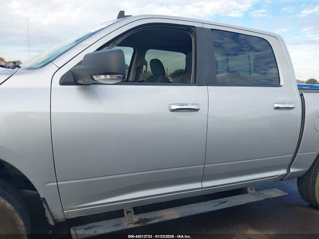 3C6RR7LT9HG784561 RAM 1500 Big Horn 4x4 5&#039;7 Box