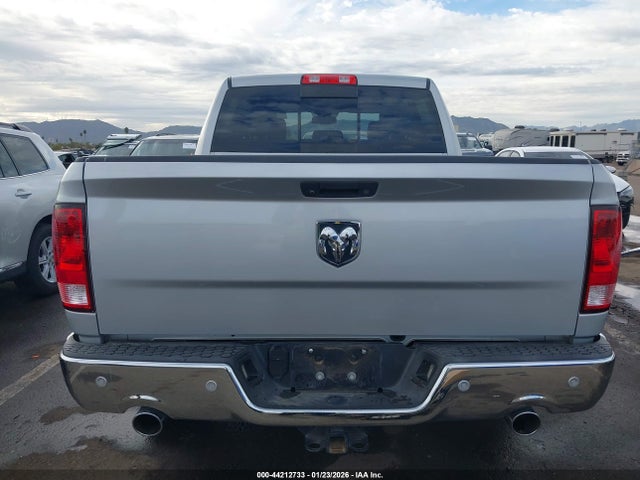 3C6RR7LT9HG784561 RAM 1500 Big Horn 4x4 5&#039;7 Box