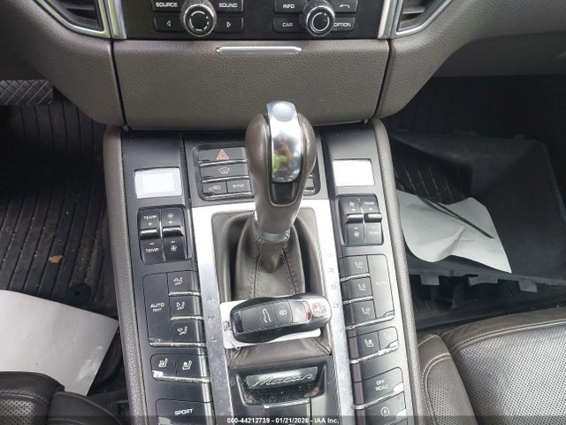 2015 PORSCHE MACAN WP1AB2A52FLB64487 Photo 10