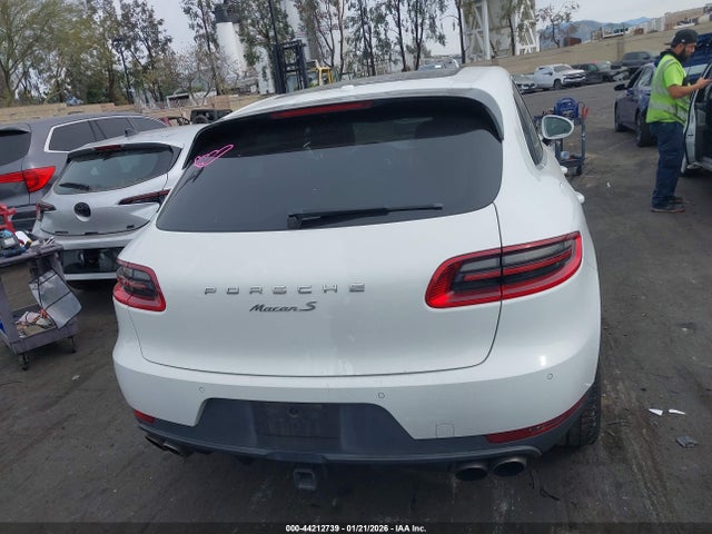 Porsche MACAN S 2015 WP1AB2A52FLB64487 Image 17