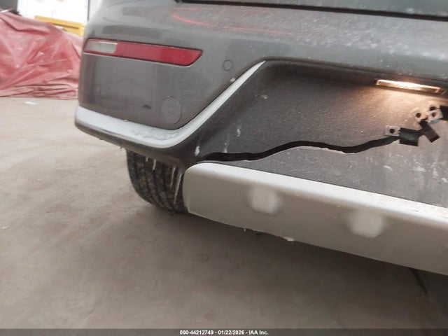 KNDCE3LC8J5131297 KIA Niro Touring