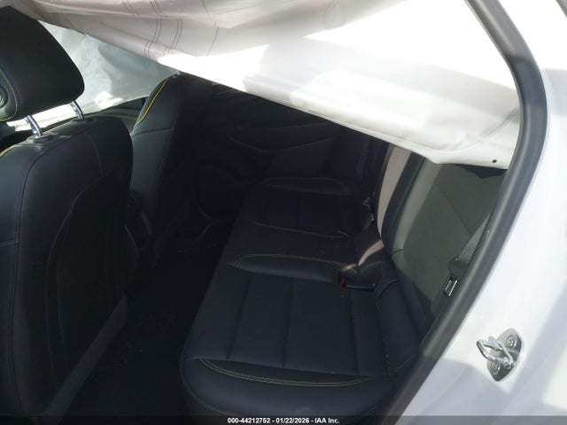 KL77LKE21RC001551 Chevrolet Trax Activ