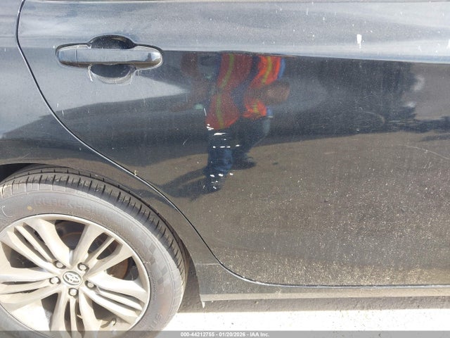 4T1BF1FK1FU936972 Toyota CAMRY SE