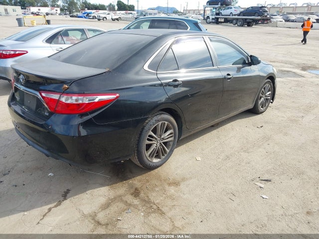 4T1BF1FK1FU936972 Toyota CAMRY SE