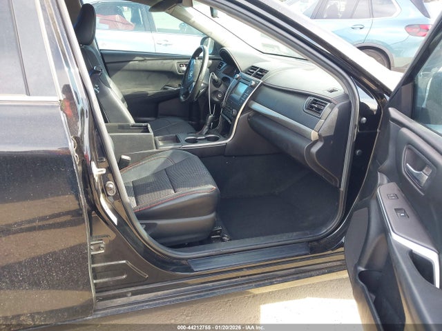 4T1BF1FK1FU936972 Toyota CAMRY SE