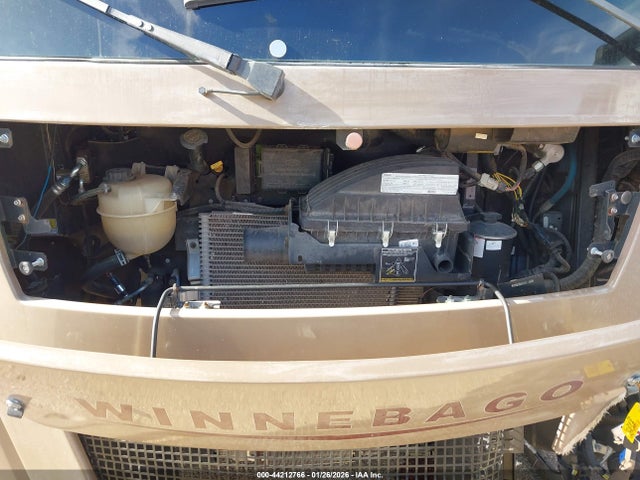 1F64F5DY9F0A10440 Winnebago Vista