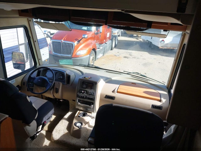 1F64F5DY9F0A10440 Winnebago Vista