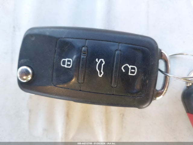 3VW167AJ1GM396690 Volkswagen Jetta 1.4t S