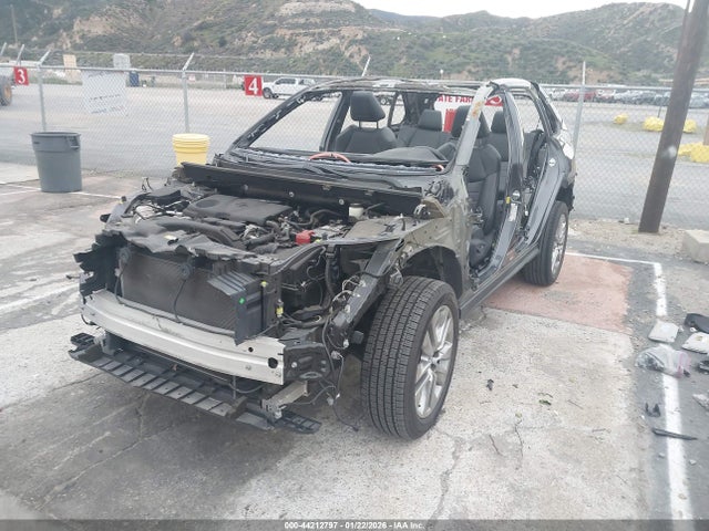 2T3C1RFV5MC105914 Toyota Rav4 Xle Premium