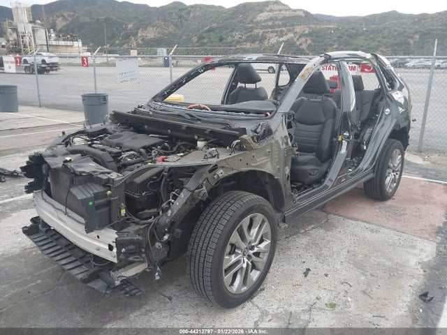 2T3C1RFV5MC105914 Toyota Rav4 Xle Premium