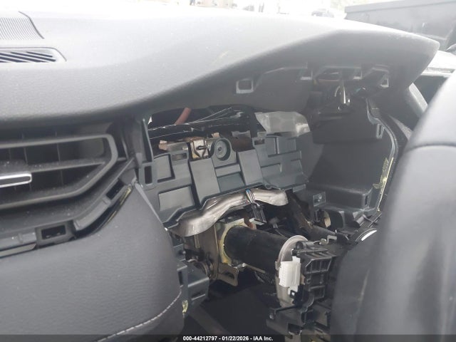 2T3C1RFV5MC105914 Toyota Rav4 Xle Premium