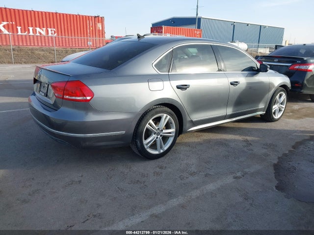 2014 VOLKSWAGEN PASSAT 1VWCN7A30EC066146 Photo 3