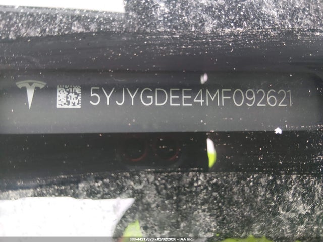 2021 TESLA MODEL Y 5YJYGDEE4MF092621 Photo 8